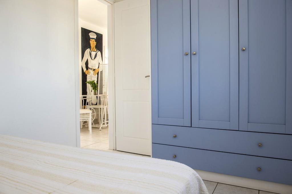 Aiolos Home With Private Veranda And Amazing Sea Views, Paros Piso Livadi Exterior photo